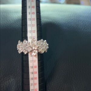 Elegant Sterling Silver and Diamond Ring size 7